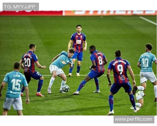 塞维利亚客场小胜埃瓦尔，积分榜上升至前四